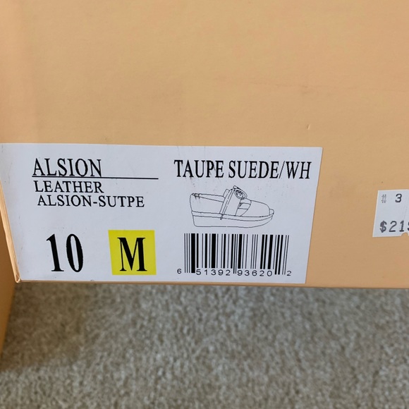 L’Amour Des Pieds Soft leather simply tie shoe - Picture 3 of 6